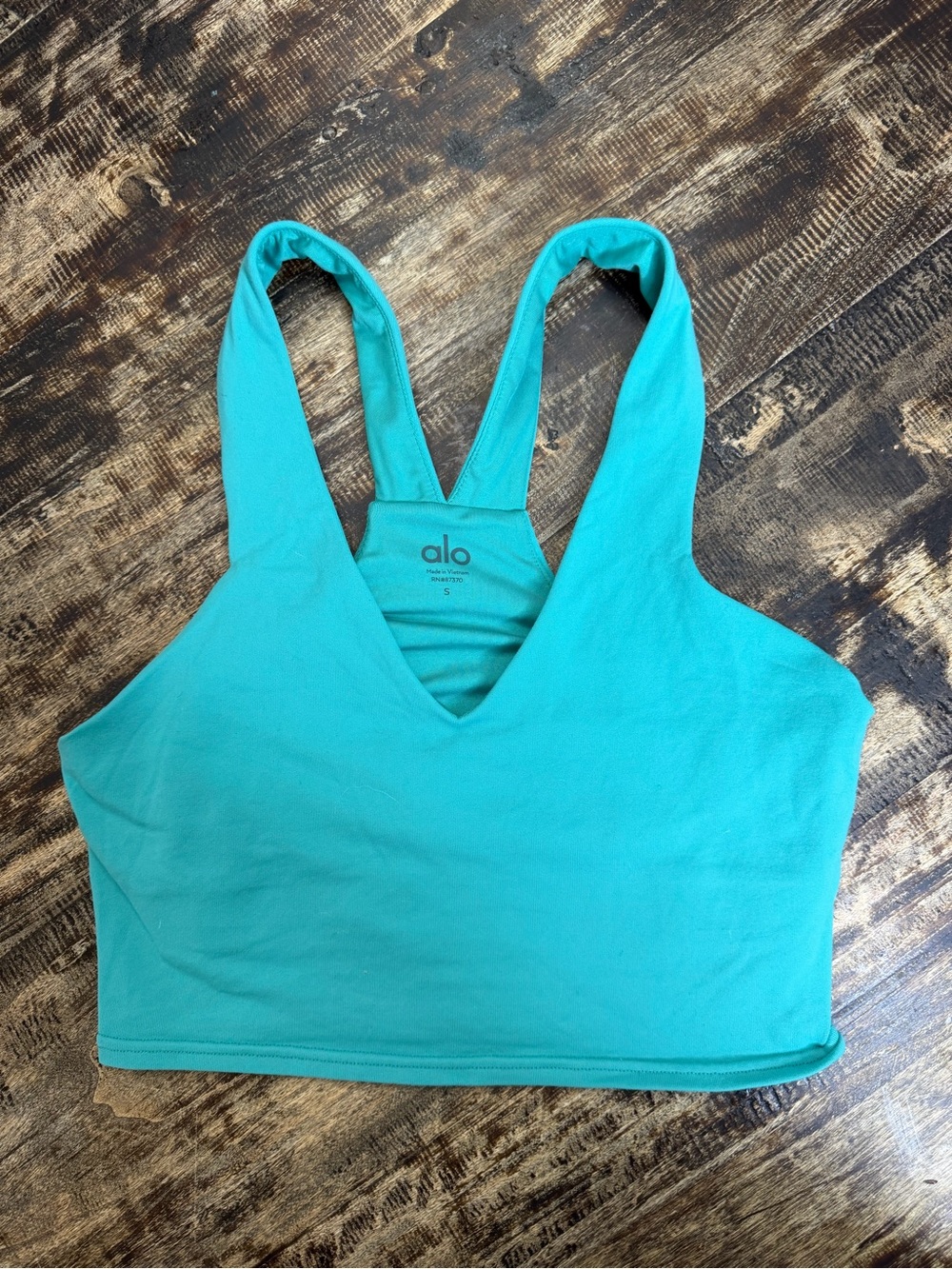 ALO Yoga Teal V-Neck Strappy Sports Bra Tank Top